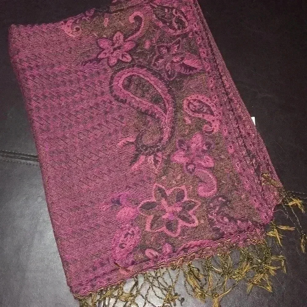 Wrap - Picture 2 of 2